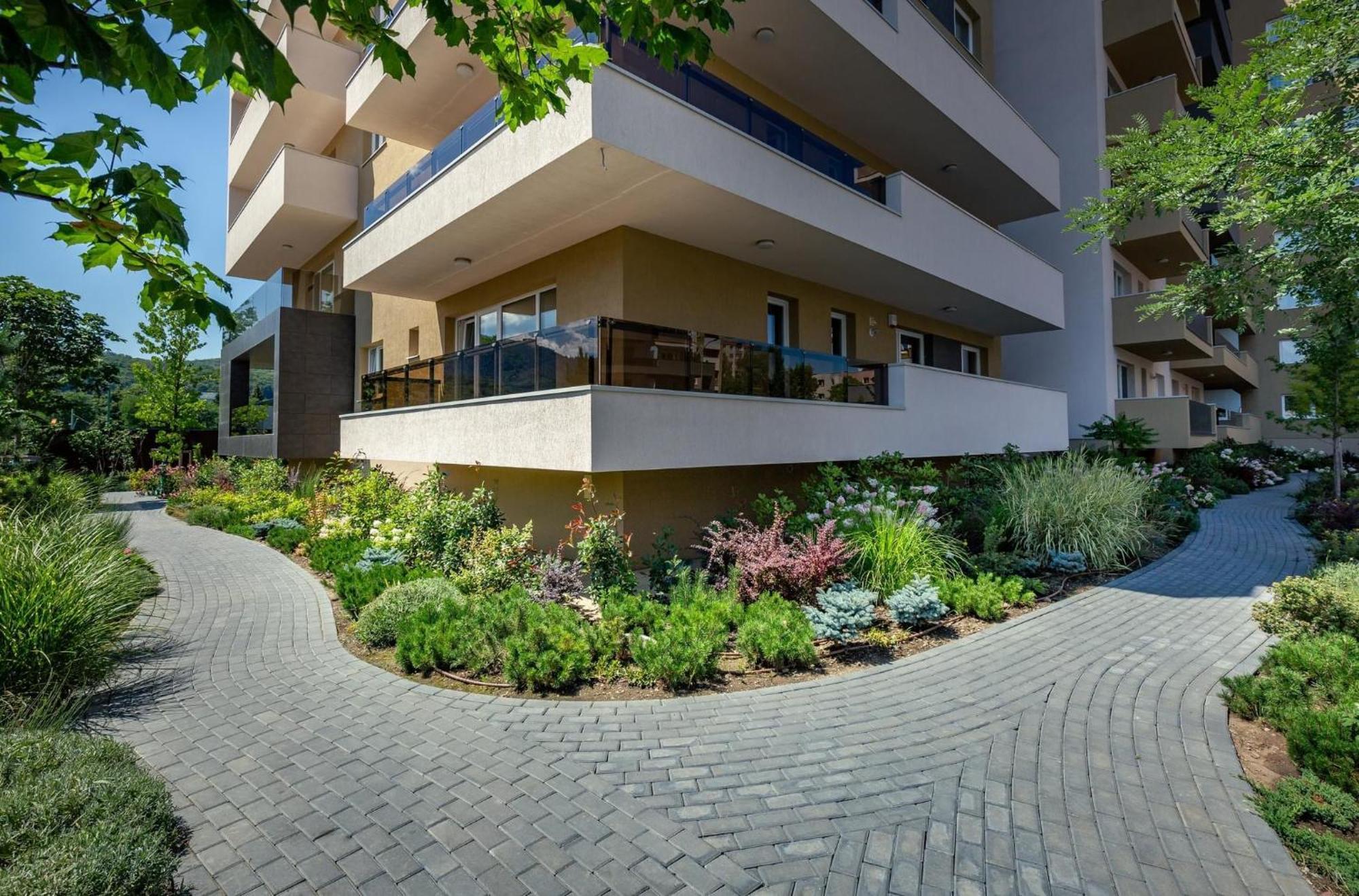 Studio 92- Urban Plaza Brasov Exterior photo